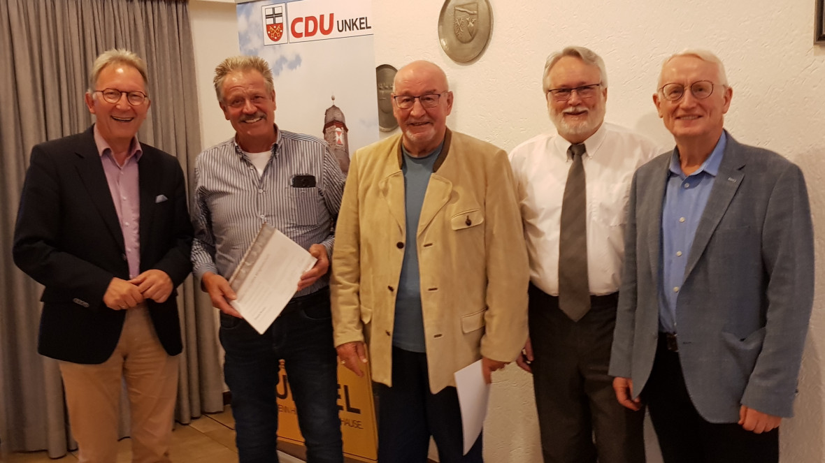 Erwin Rddel, MdB, Ewald Buslei, Hans Breker, Wolfgang von Keitz und Heinz Schmitz (v.l.)