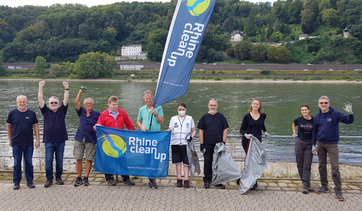 Auch Unkel beteiligt sich 2023 wieder am RhineCleanUp und subert das Rheinufer. Das Archivbild wurde bei der Aktion 2021 aufgenommen.